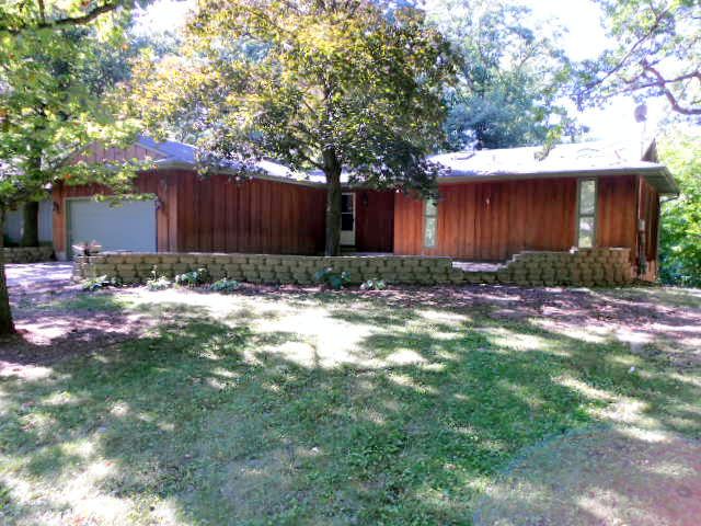 71 B. Street, Saint Paul, MN 55106 