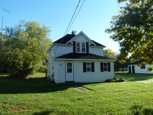 7820 Church St, Clear Lake, MN 55319 