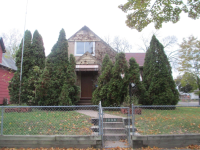 1099 Marion St, St Paul, MN 55117 