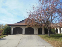 7380 Bagpipe Blvd, Eden Prairie, MN 55346 