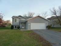 242 16th St N, Sauk Rapids, MN 56379 