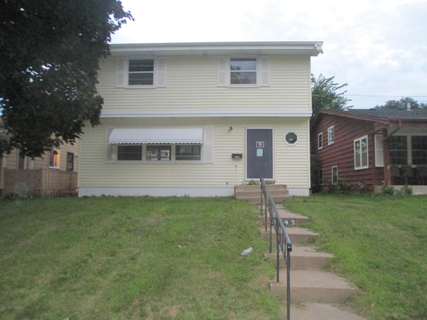 3742 Humboldt Ave N, Minneapolis, MN 55412 