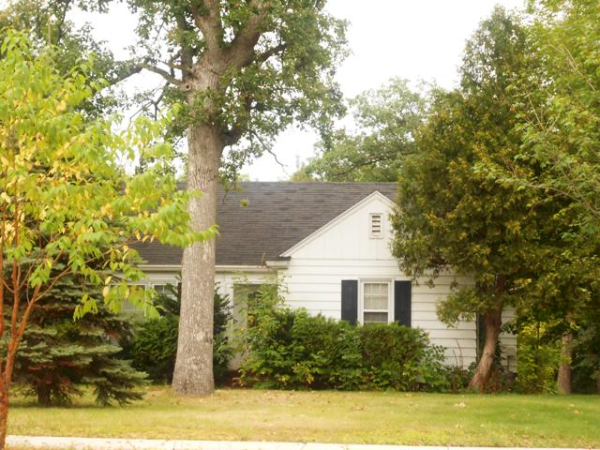 1301 Minnesota Ave, Detroit Lakes, MN 56501 