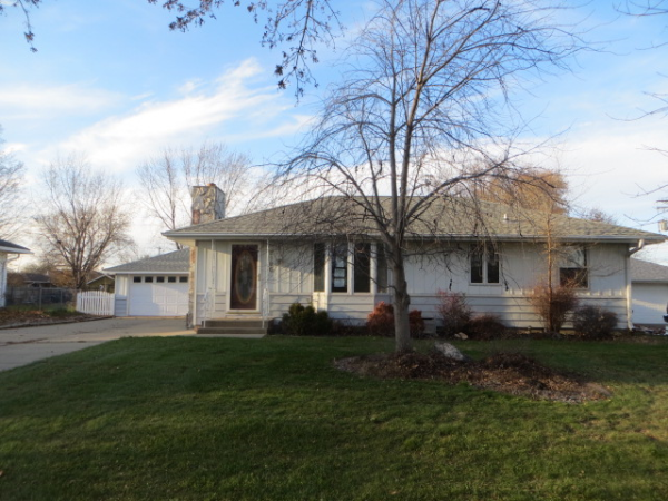 8196 Grange Blvd, Cottage Grove, MN 55016 