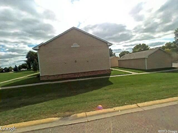 W Village Rd Apt 105, Chanhassen, MN 55317 