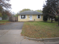 6712 Perry Ave N, Brooklyn Center, MN 55429 