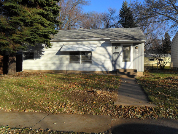 830 Lake St., Saint Paul, MN 55119 