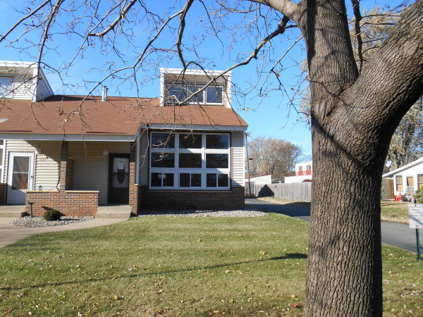 810 9th St, Farmington, MN 55024 