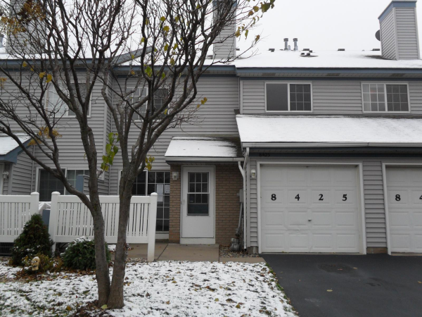 8425 Corcoran Cir Unit 22, Inver Grove Hgts, MN 55076 