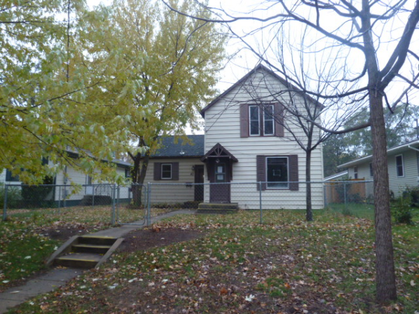 43 20th Avenue S, St Cloud, MN 56301 