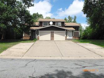 5618 - 5620 84 1/2 Ave N, Brooklyn Park, MN 55443 