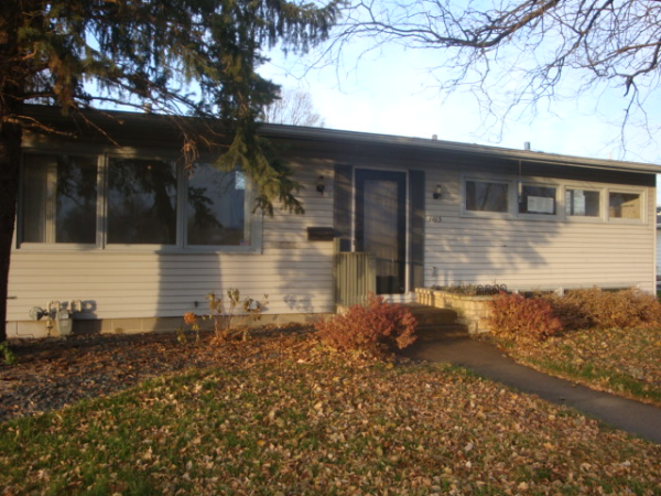 1103 8-1/2 St SE, Rochester, MN 55904 