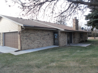 7077 Robinwood Trail, Woodbury, MN 55125 