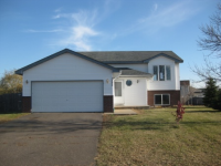 1395 Honeysuckle Ln SE, Cambridge, MN 55008 