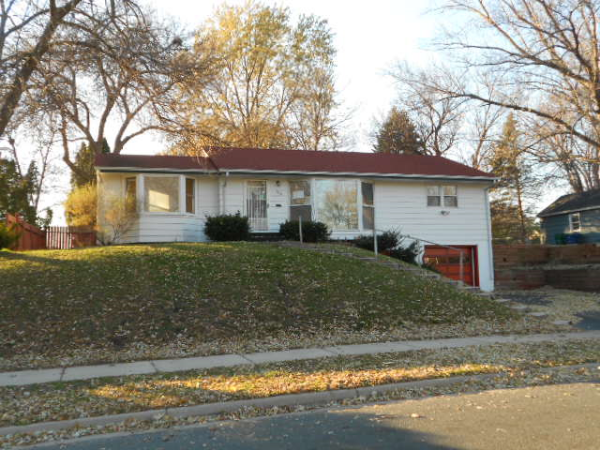 3801 Zane Ave N, Crystal, MN 55422 