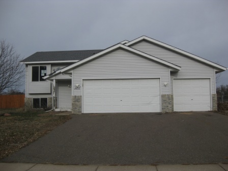 6476 377th St, North Branch, MN 55056 