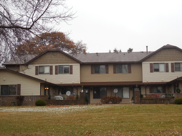 95 96th Ln NE, Blaine, MN 55434 