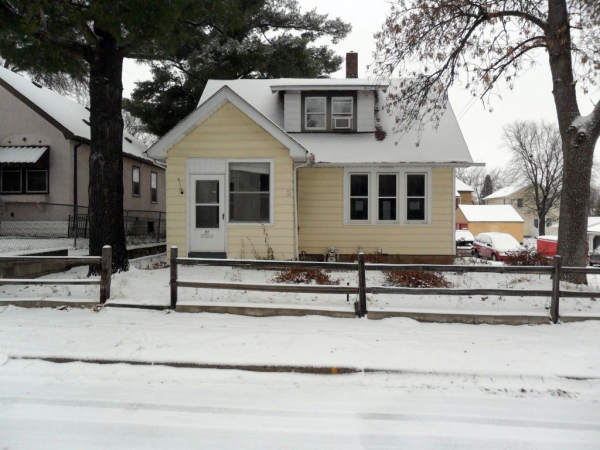 257 Hurley Ave E, West St Paul, MN 55118 