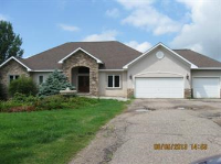 1440   Bavarian Shores, Chaska, MN 55318 