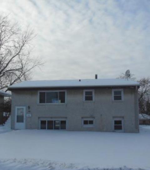 3746 Ne 3rd St, Columbia Heights, MN 55421 