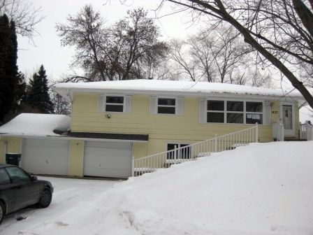 1837 Belland Ave, White Bear Lake, MN 55110 