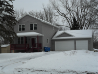 2086 N 1st St, N Sanint Paul, MN 55109 