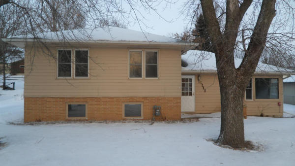 1708 Garden St N, New Ulm, MN 56073 