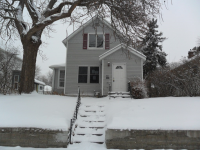 241 Page St E, Saint Paul, MN 55107 