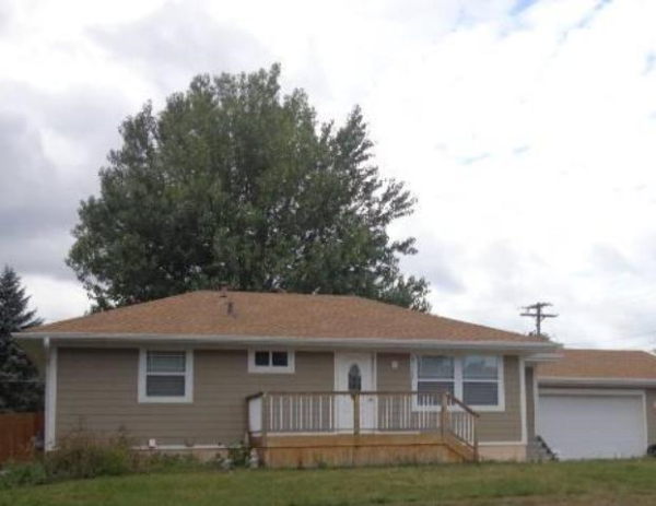 16515 Forbes Ave, Lakeville, MN 55068 