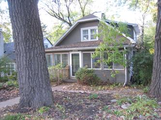 19350   Lake Avenue, Deephaven, MN 55391 