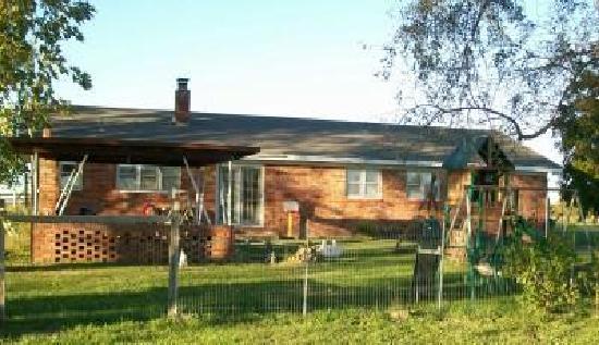 986 Highway V, Flemington, MO 65650 