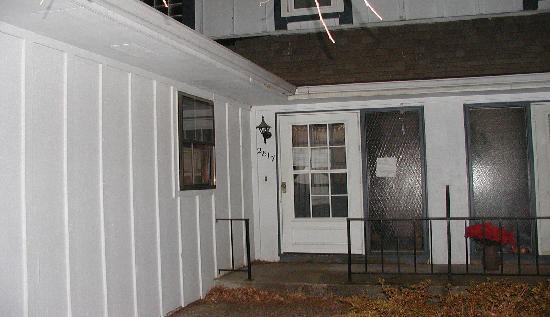 2817 NW 4th Terrace, Blue Springs, MO 64014 