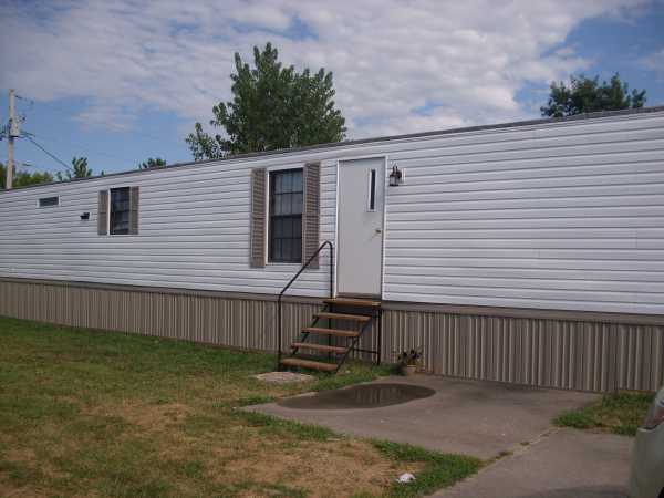 3686 Salem Dr., Saint Charles, MO 63301 