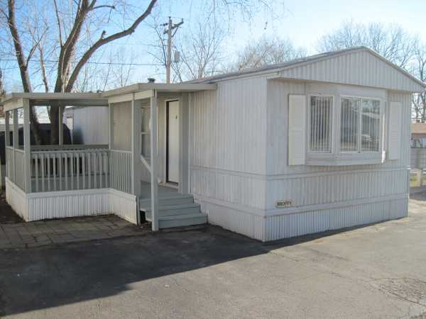 41 Tee Kay Mobile Manor, O Fallon, MO 63368 
