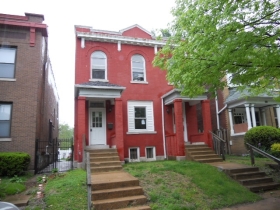 4033 RUSSELL BLVD, SAINT LOUIS, MO 63110 