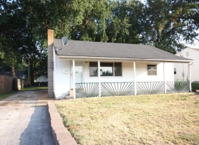 524 GLOVER AVE, VALLEY PARK, MO 63088 