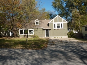 706 N E 44TH ST, KANSAS CITY, MO 64116 