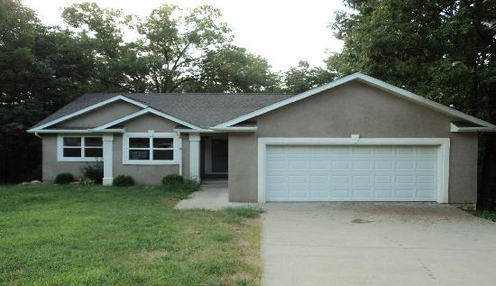 207 Camelot Drive, Camdenton, MO 65020 
