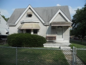 5418 COLLEGE AVE, SAINT LOUIS, MO 63136 