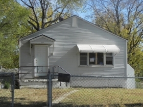 8147 MONTGALL AVE, KANSAS CITY, MO 64132 