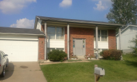 12129 Glenpark Dr, Maryland Heights, MO 63043 