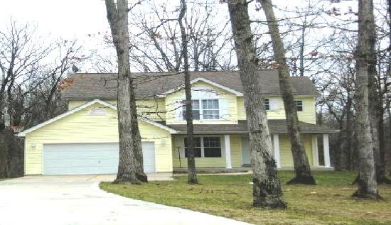 8 Forest Lake Drive, Wright City, MO 63390 