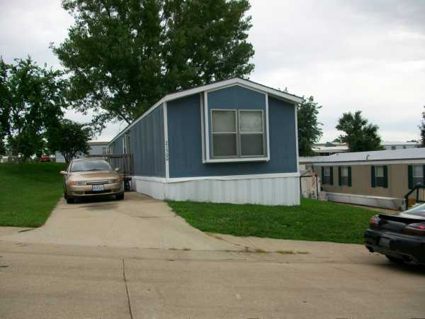 21300 4th St Lot 80, Independence, MO 64056 