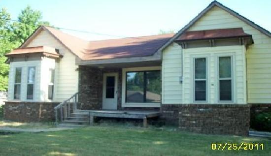 441 West Elm Street, Republic, MO 65738 