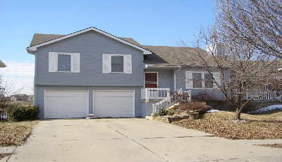 11206 North Marsh Avenue, Kansas City, MO 64157 