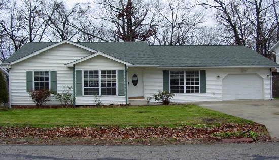 104 Pawnee Road, Lake Ozark, MO 65049 