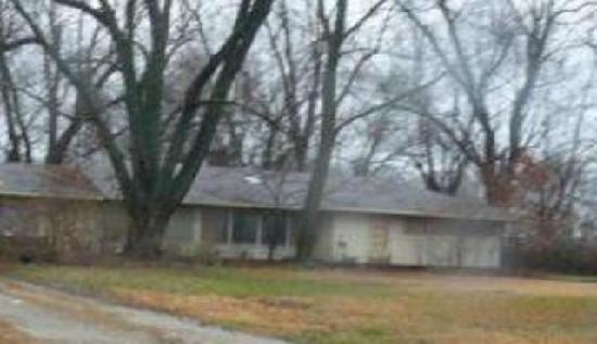 713 Northwest Black Twig Lane, Lees Summit, MO 64081 