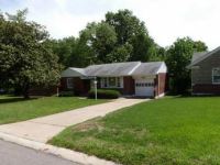 1206 Wentworth Dr, Saint Louis, MO 63137 
