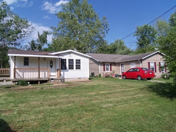 1039 North Shore Dr, Catawissa, MO 63015 