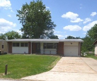 10319 Reba Dr, Saint Louis, MO 63136 